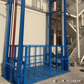 升降货梯选厂家注意事项_升降货梯定制流程_升降货梯门如何设计比较安全